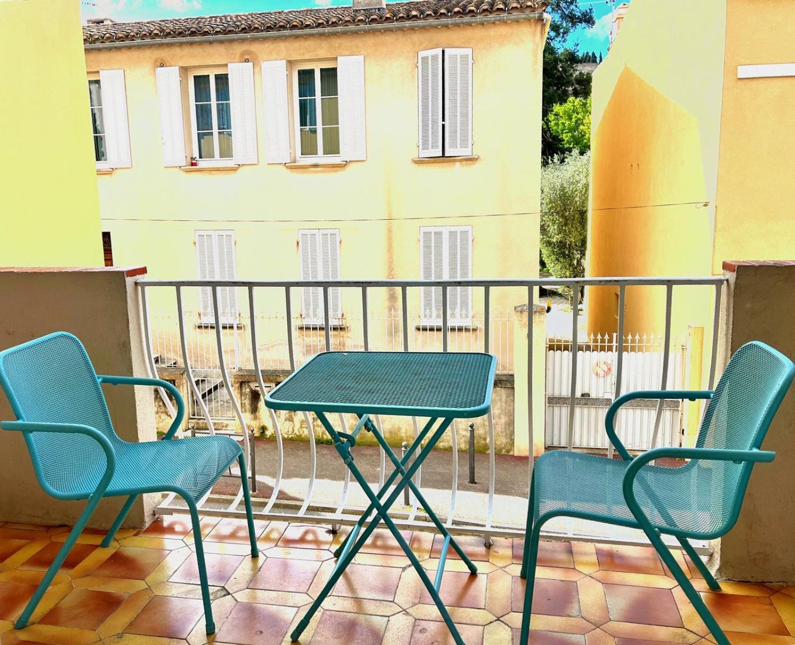 Le 13 Apartment Cassis Exterior photo